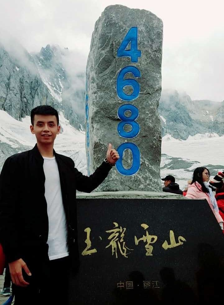 邓柠东.jpg